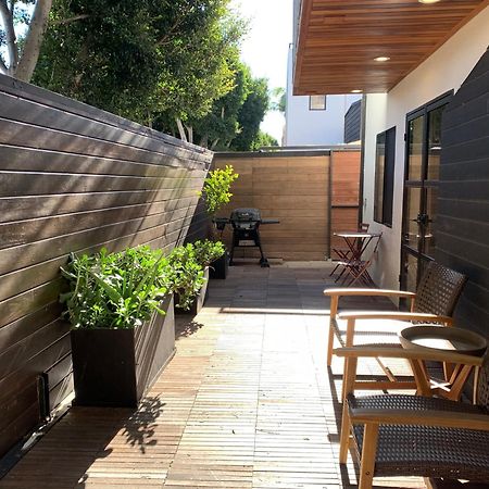 Venice Beach Studio With Large Private Patio Steps To The Beach Los Angeles Ngoại thất bức ảnh