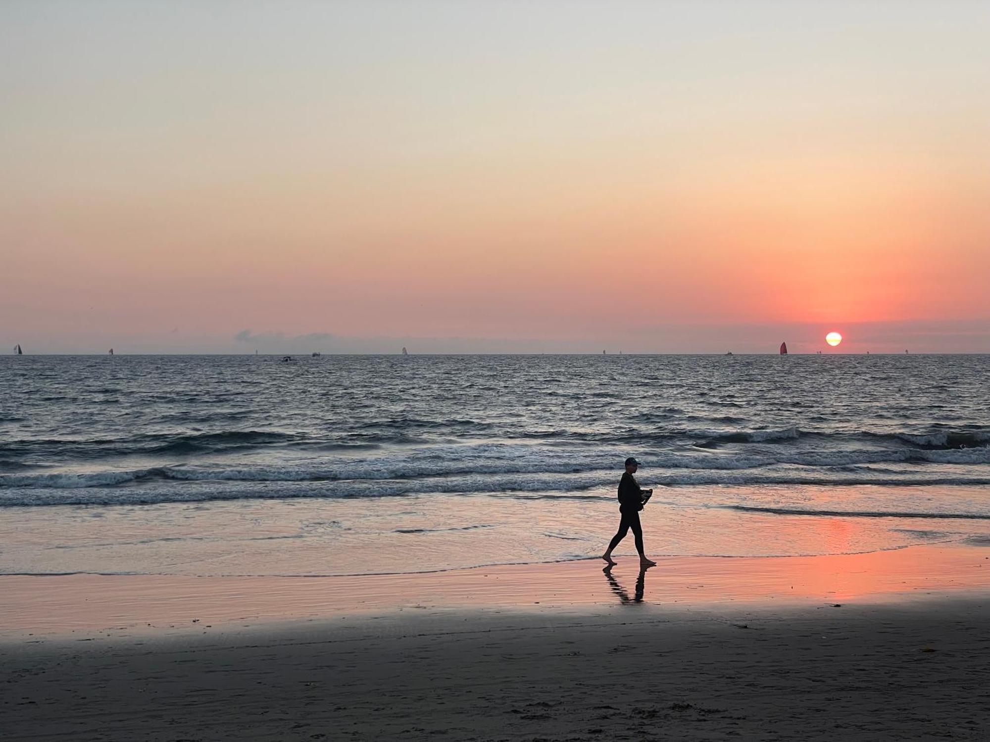 Venice Beach Studio With Large Private Patio Steps To The Beach Los Angeles Ngoại thất bức ảnh