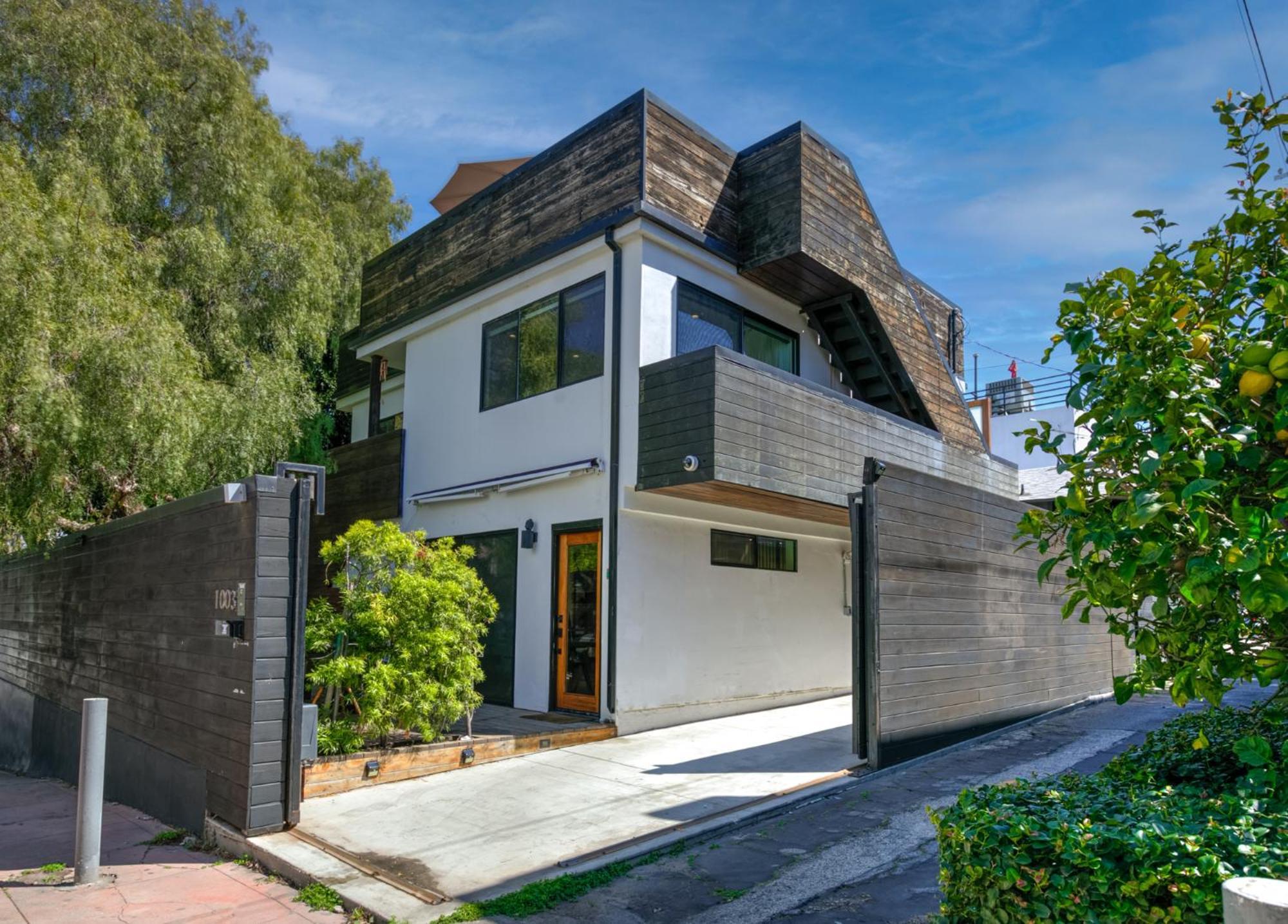 Venice Beach Studio With Large Private Patio Steps To The Beach Los Angeles Ngoại thất bức ảnh
